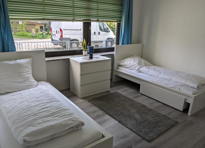 Schlafzimmer mit 2 Einzelbetten