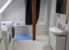Badezimmer mit Badewanne W103
