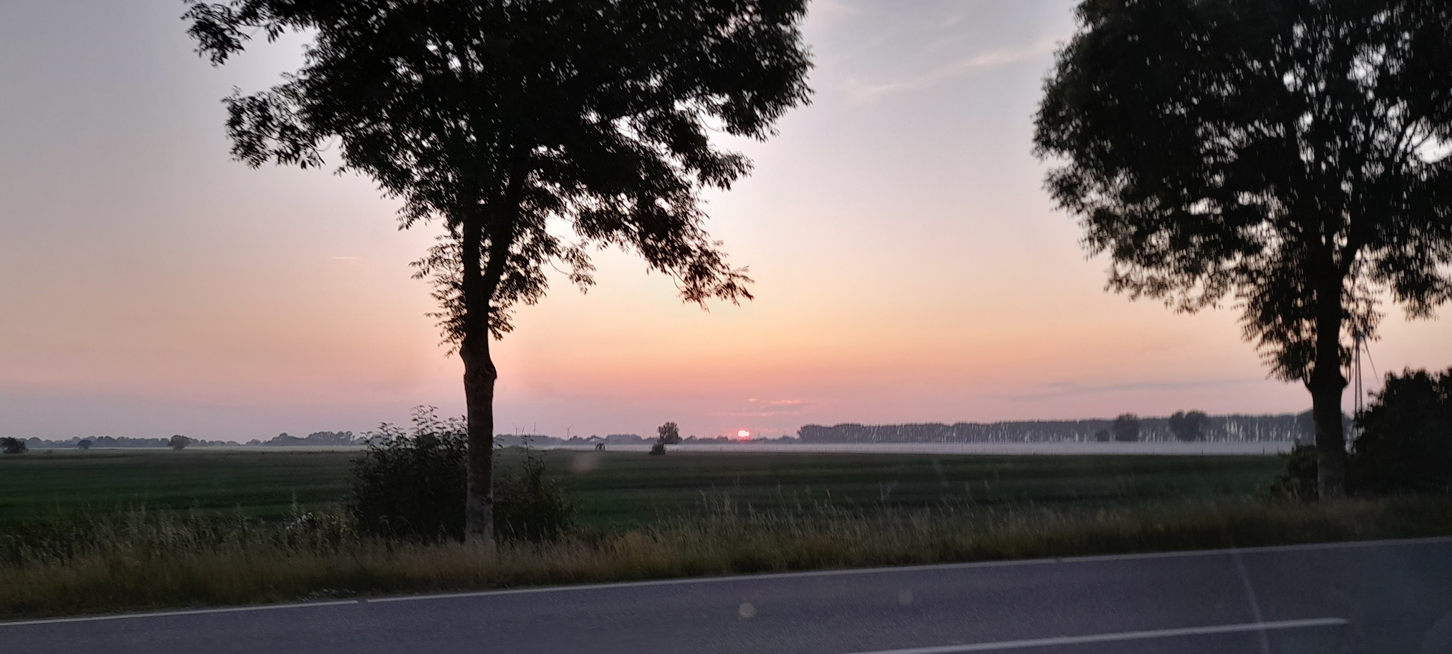 Sonnenuntergang in Dithmarschen
